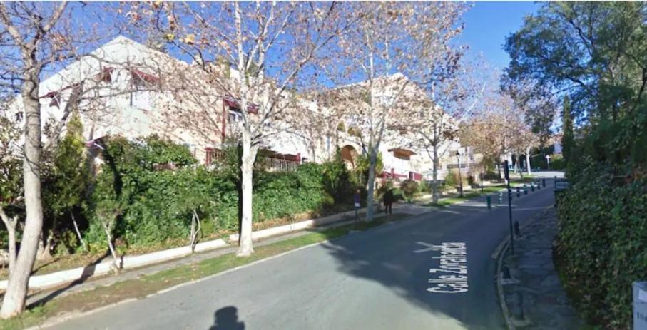 Apartamentos Serrallo, Parking Gratuito Y Cocina, Alhambra Y Playa Гранада Екстериор снимка