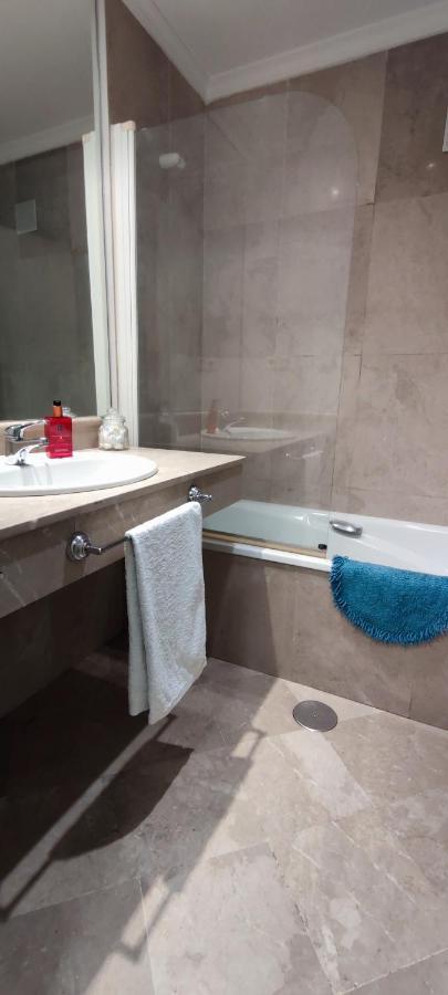 Apartamentos Serrallo, Parking Gratuito Y Cocina, Alhambra Y Playa Гранада Екстериор снимка